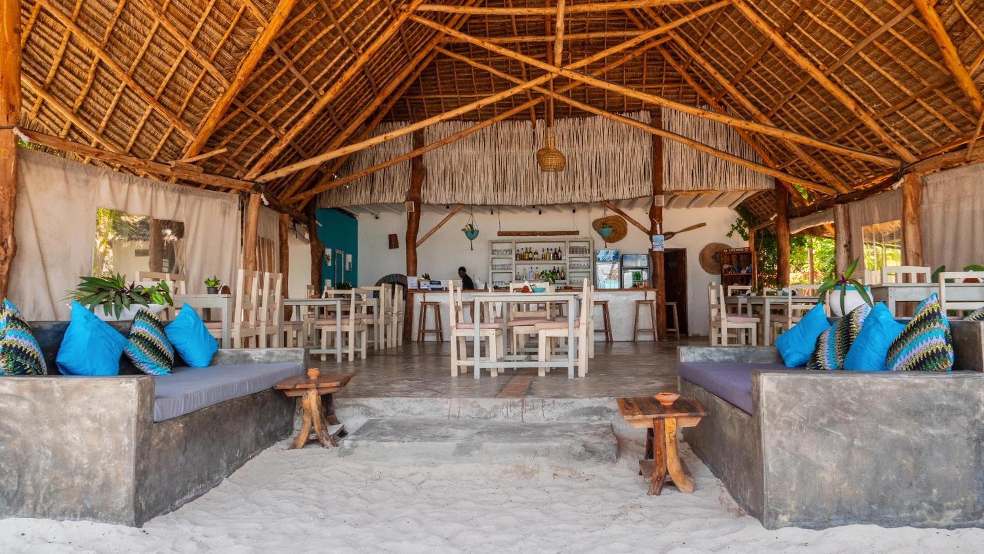 Bahari Beach Bungalows Jambiani  Exterior photo