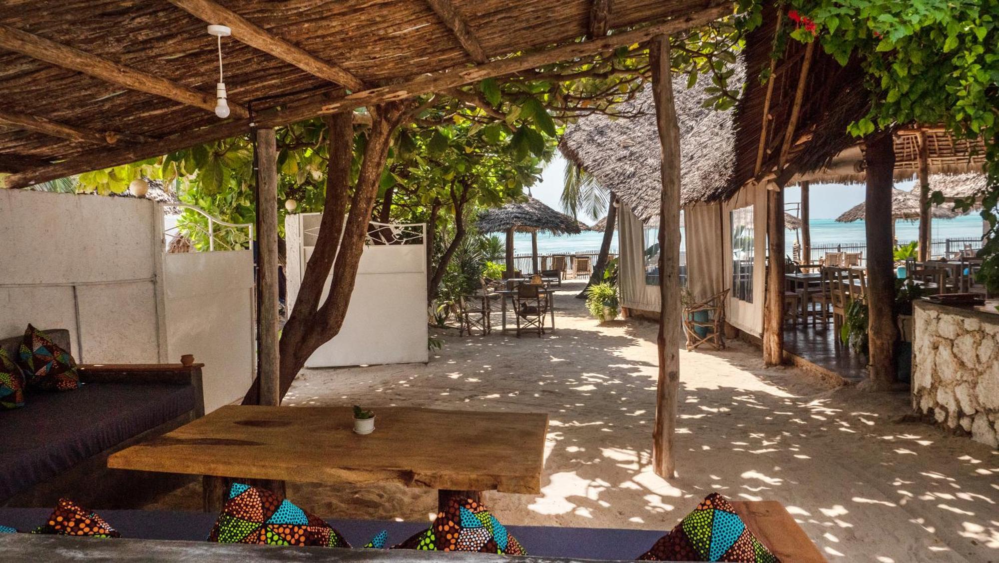 Bahari Beach Bungalows Jambiani  Exterior photo