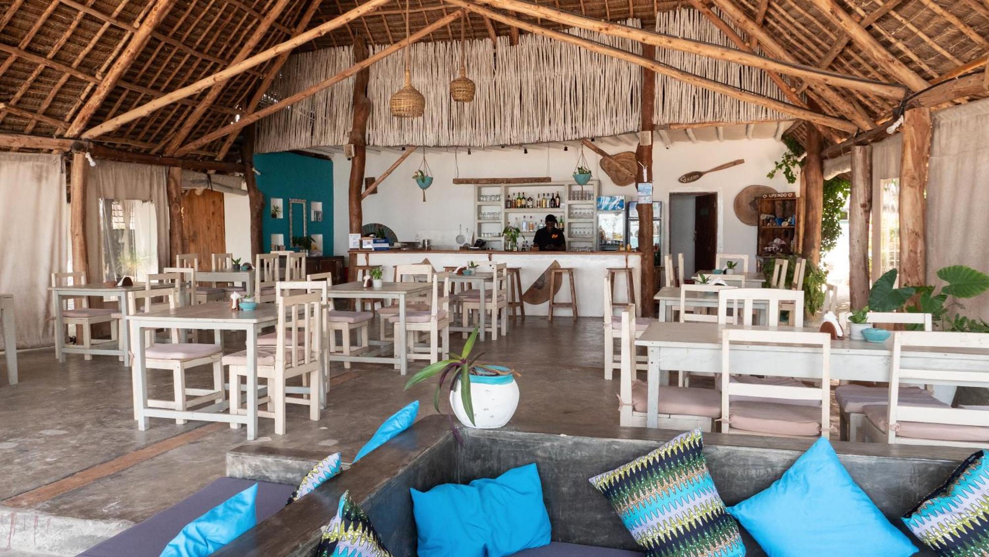 Bahari Beach Bungalows Jambiani  Exterior photo