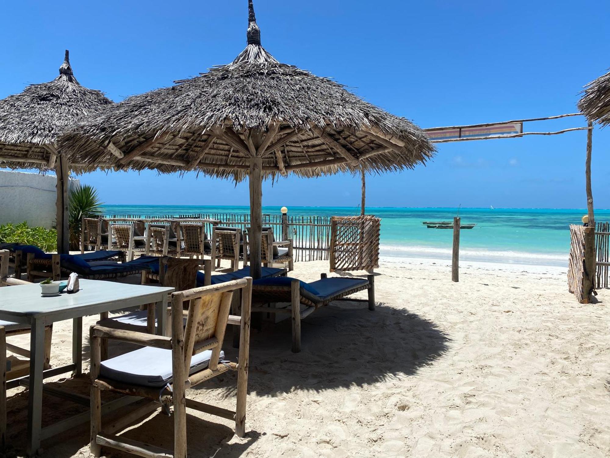 Bahari Beach Bungalows Jambiani  Exterior photo