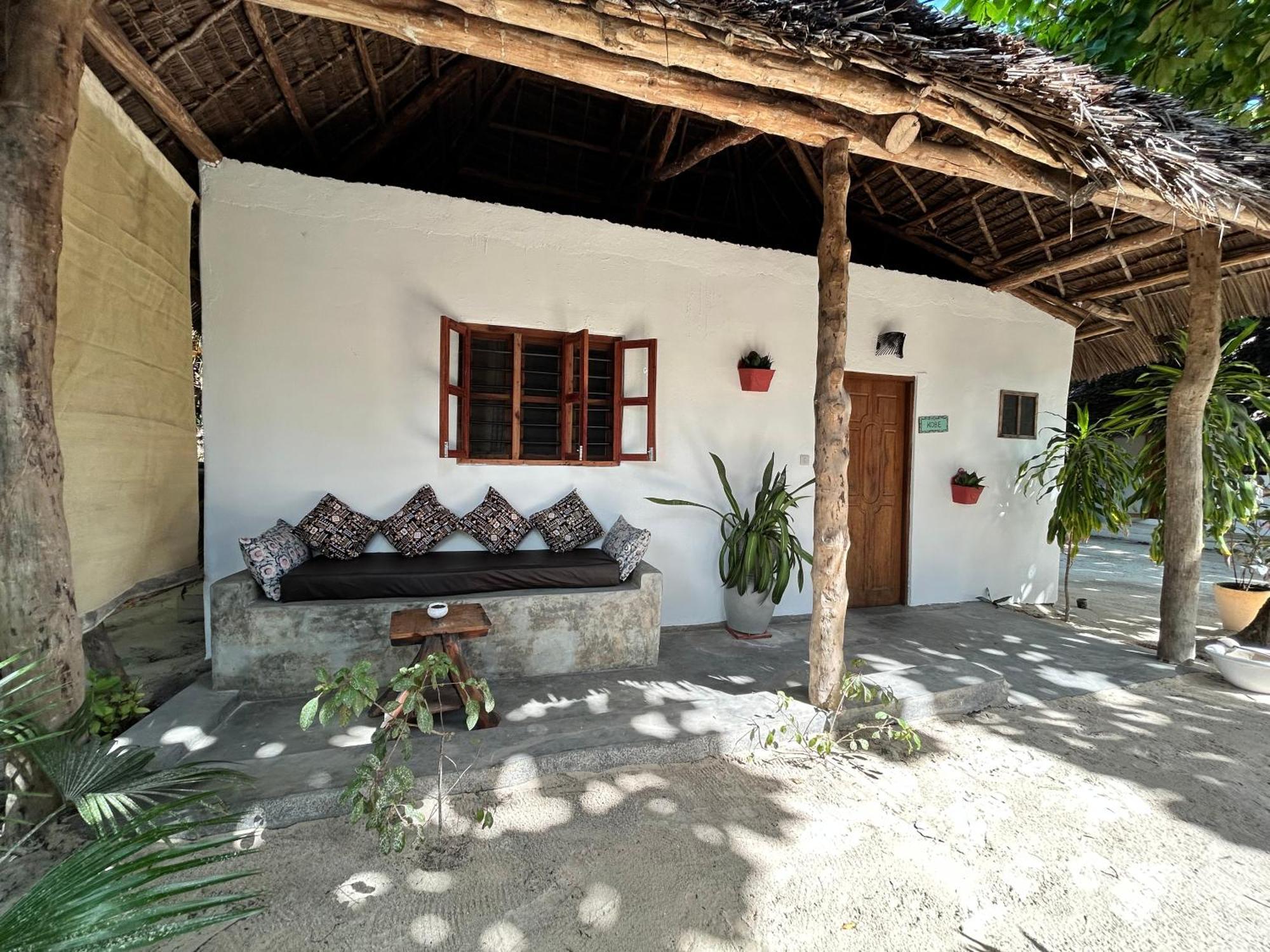 Bahari Beach Bungalows Jambiani  Exterior photo