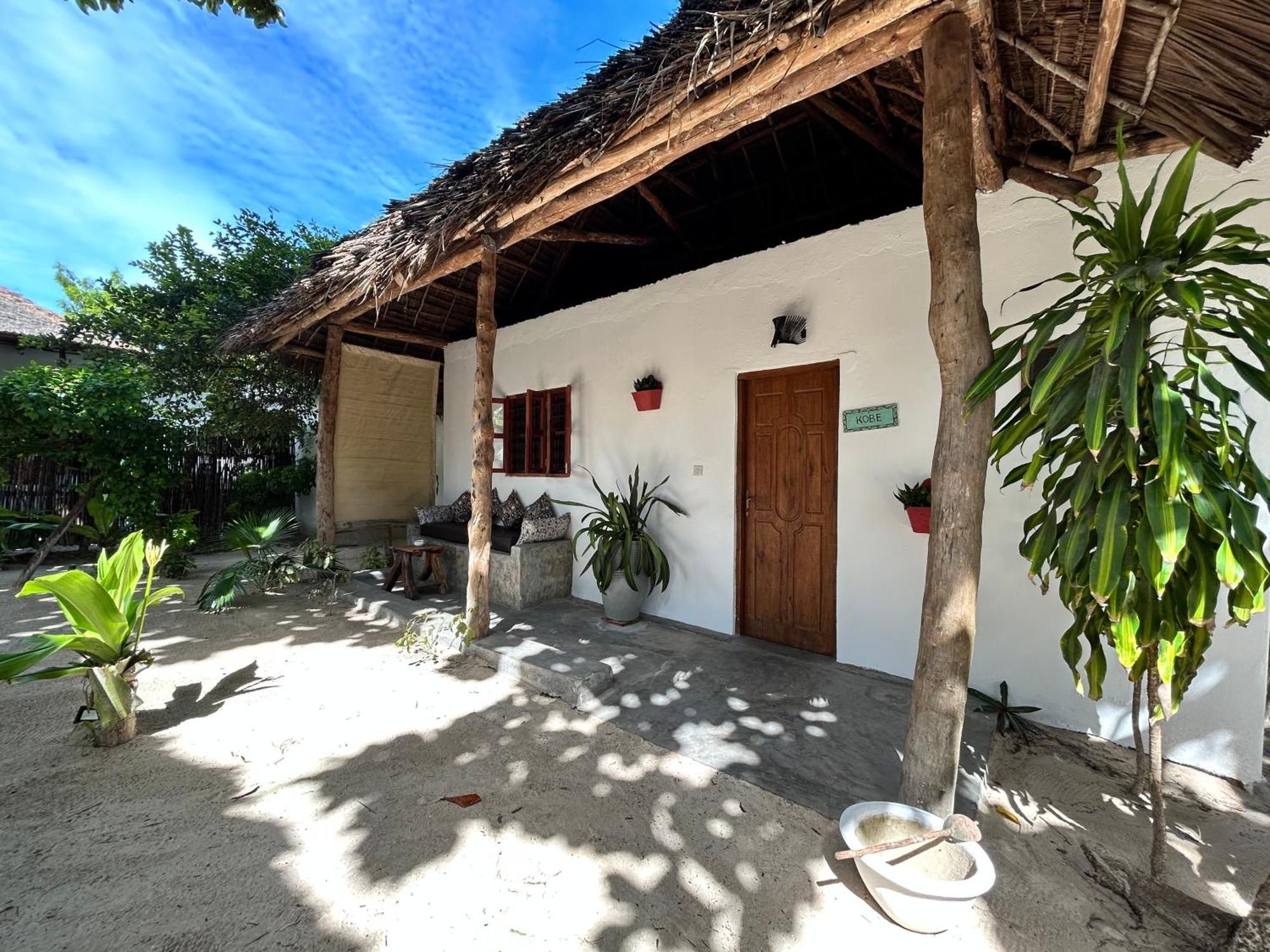 Bahari Beach Bungalows Jambiani  Exterior photo